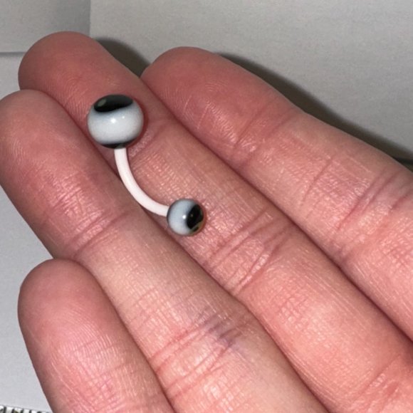 14 Gauge Yellow and Black Yin/Yang Belly Ring - Picture 3 of 8